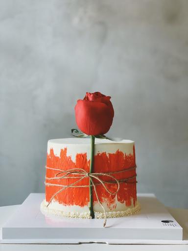 Single Rose Cake