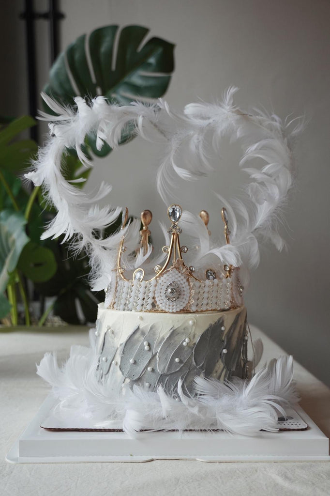 Mavis Grey Crown Cake