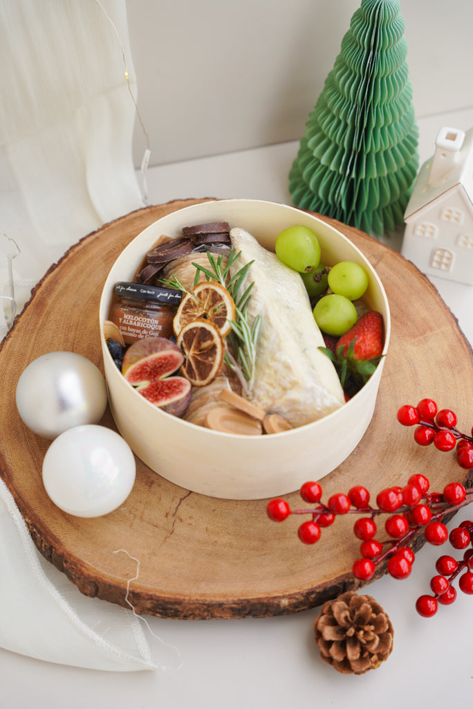 Charcuterie Platter (Truffle Brie)