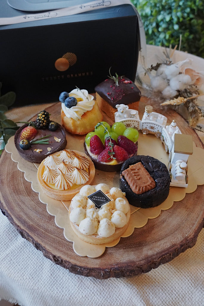 December 2021 Dessert Box