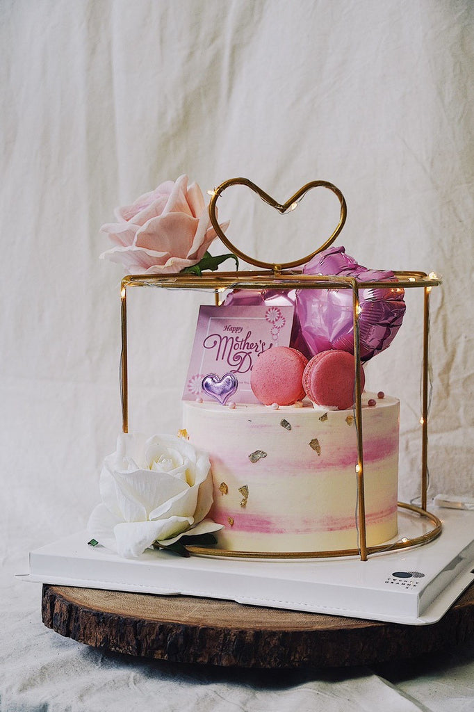 Naomi Pink Heart Cake