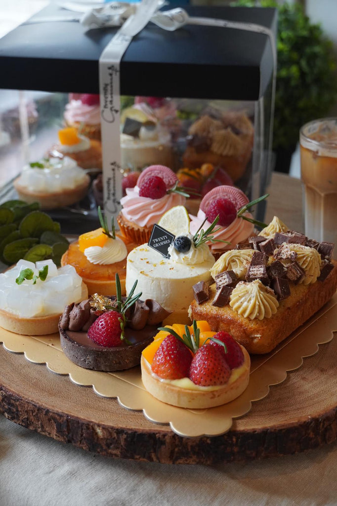 September 2021 Dessert Box