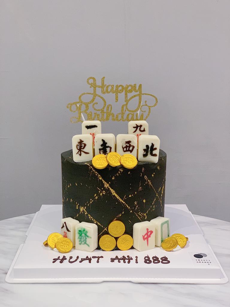 Black Mahjong with Gold Splash Money Pulling Cake